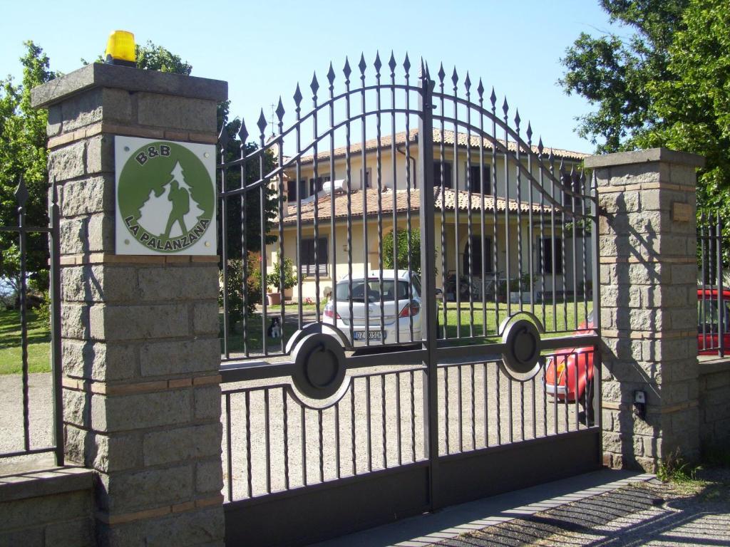 Bed And Breakfast La Palanzana Viterbo Exterior photo